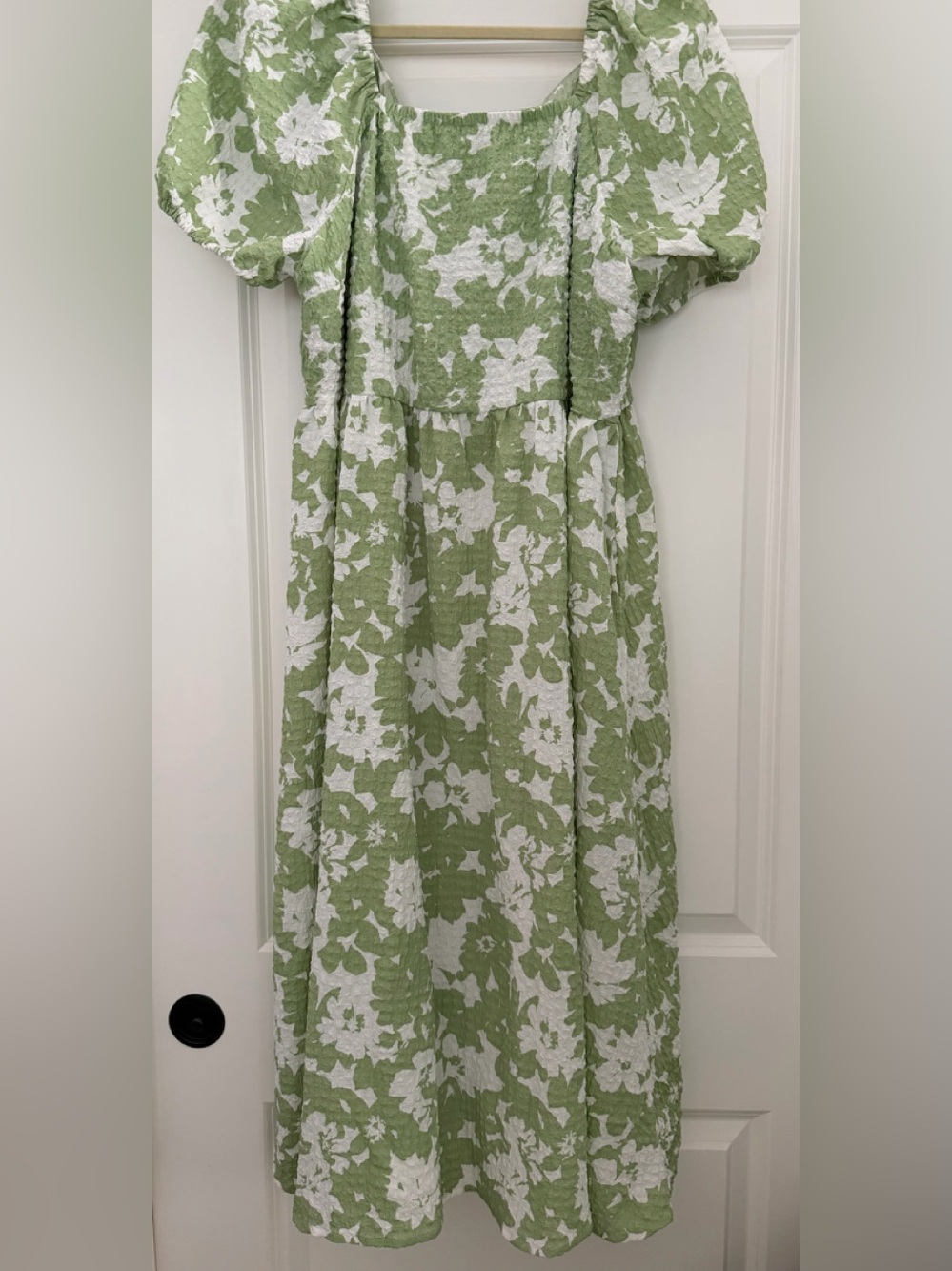 Time and Tru Light Green and White Floral Textured Dress sz 20 nwot